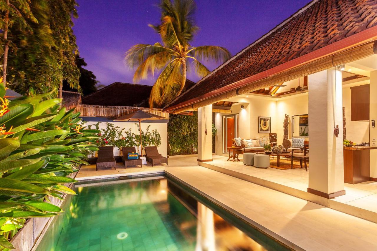 Asrina Villa'S Seminyak Extérieur photo