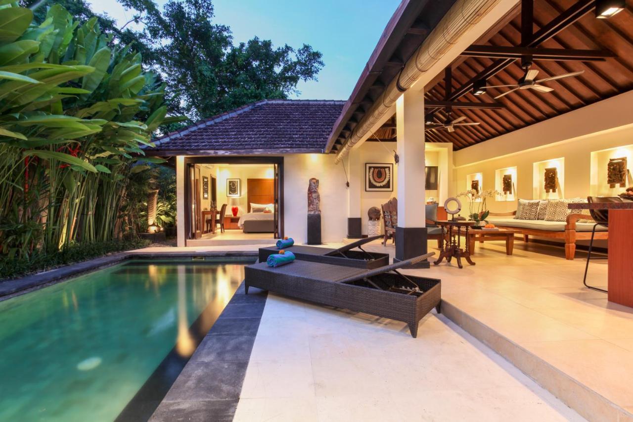 Asrina Villa'S Seminyak Extérieur photo