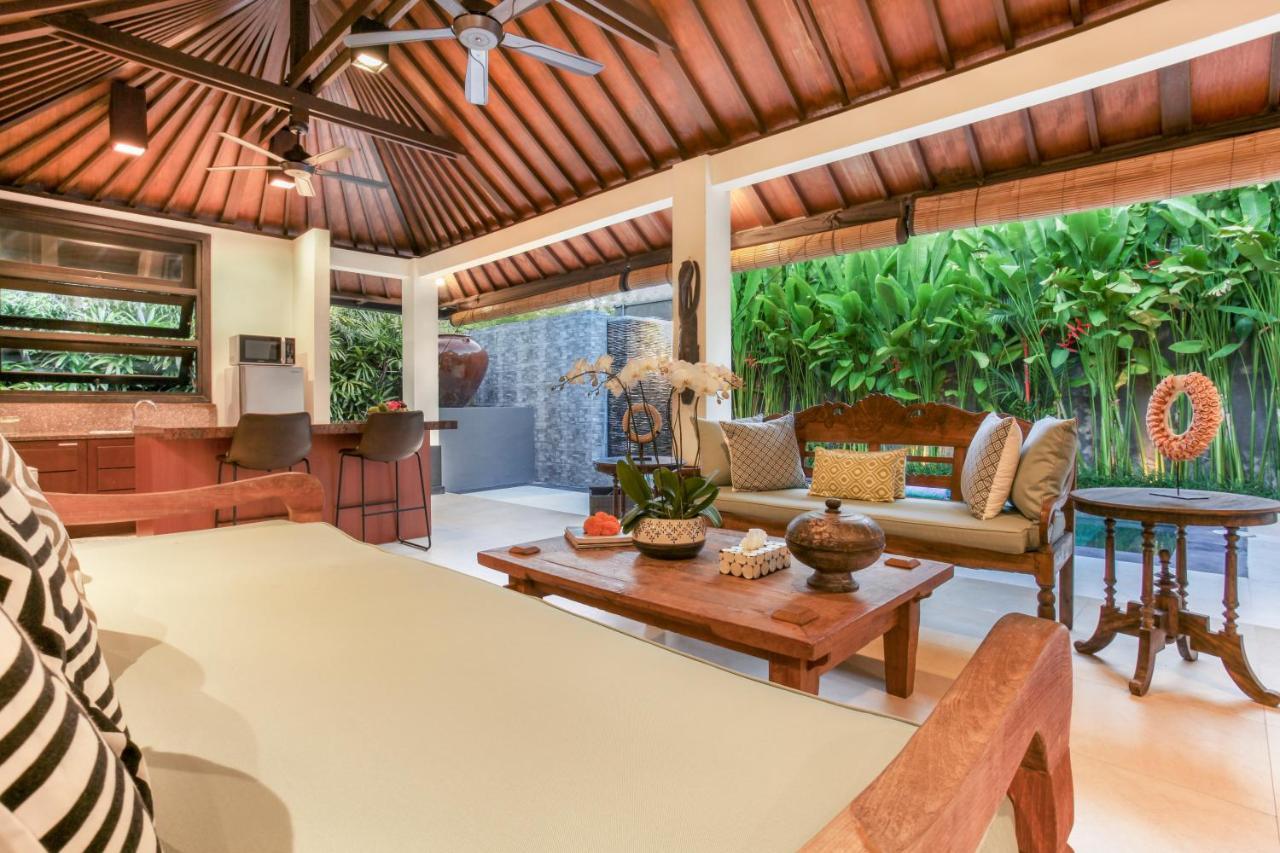 Asrina Villa'S Seminyak Extérieur photo