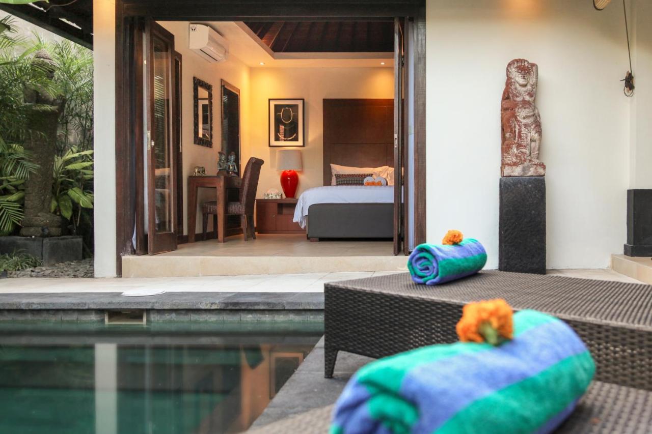 Asrina Villa'S Seminyak Extérieur photo