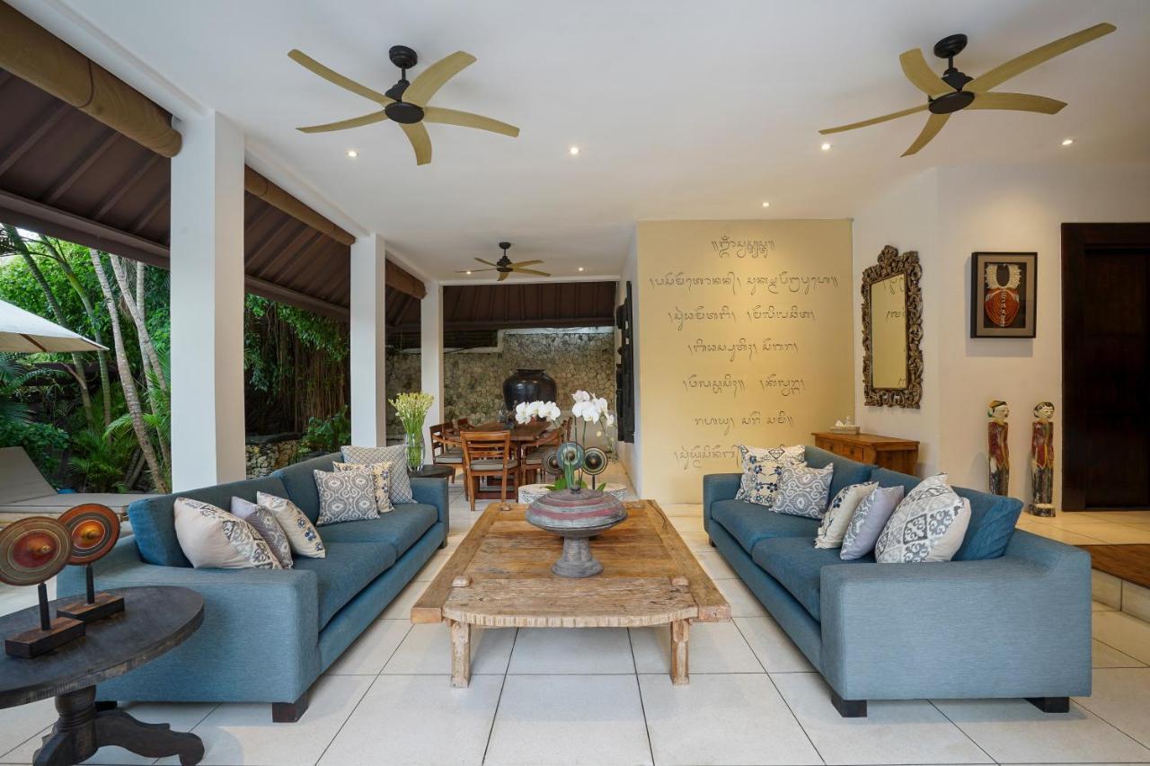 Asrina Villa'S Seminyak Extérieur photo